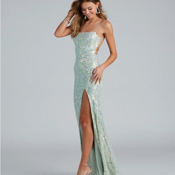 Windsor Dresses & Skirts - Windsor Mint Sequin Spaghetti Strap Prom Gown with High Slit